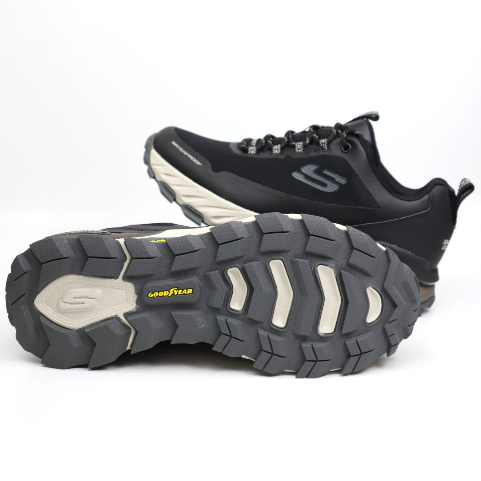 Skechers Pantofi barbati waterproof 237304 Max Protect Fast Track BLACK/GRAY IB2304-BKGY